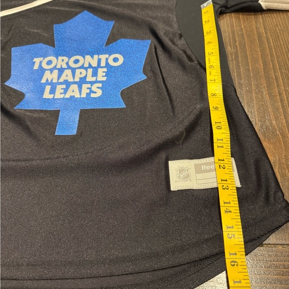Toronto Maple Leafs NHL Hockey Jersey - Picture 11 of 11